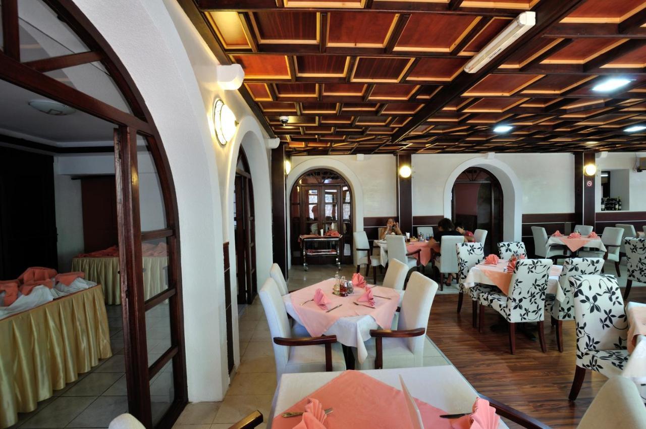 Vila Duric - Ex Hotel Duric Petrovac Exteriör bild